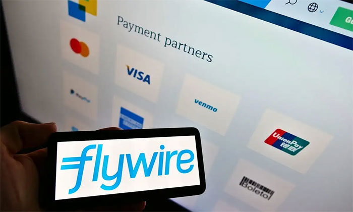 نحوه پرداخت با flywire
